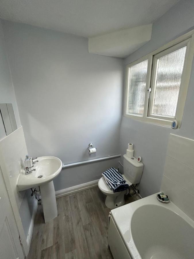 Acora'S Apartments Plymouth Exterior photo